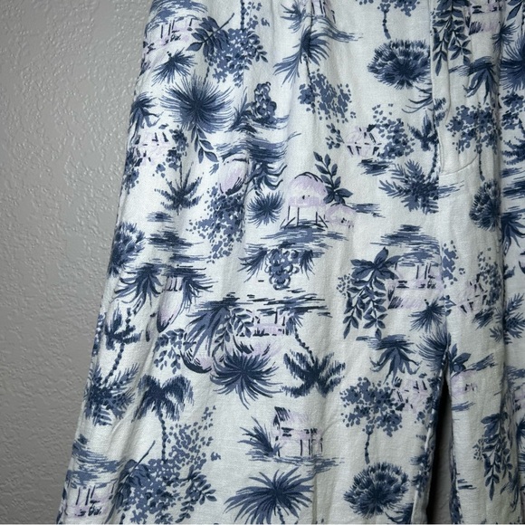 Abercrombie & Fitch Blue White Floral‎ Wide Leg Pants women’s small short resort - Picture 4 of 8